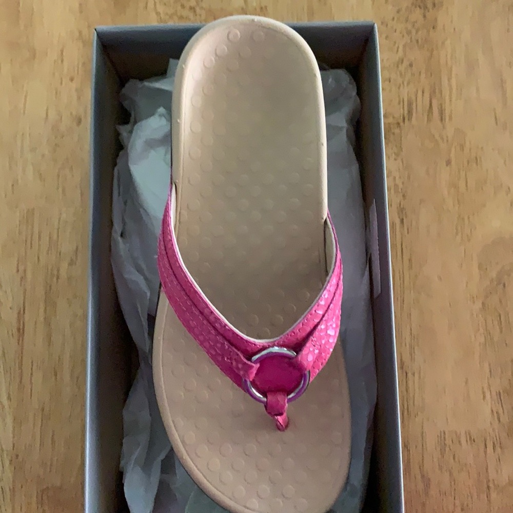 Women’s Vionic Shoes